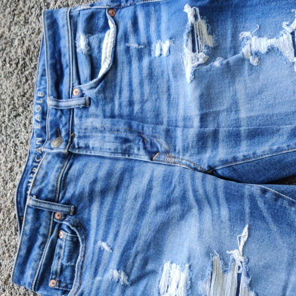 American Eagle distressed jeans - Picture 5 of 7